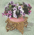 plant stand.jpg (37783 bytes)